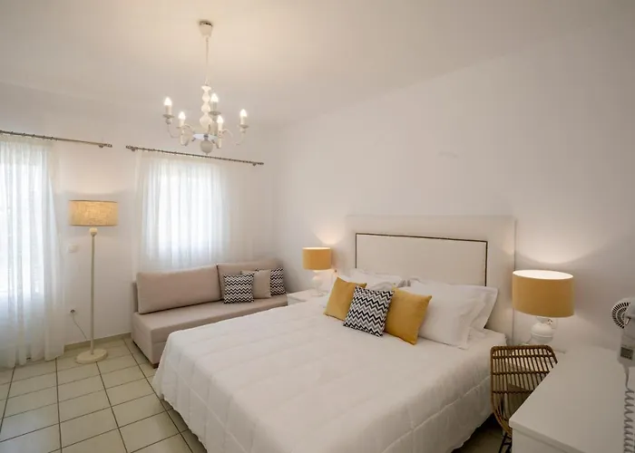 Eutuxia & * Apollonia