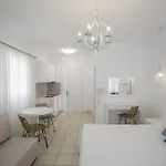 Eutuxia &