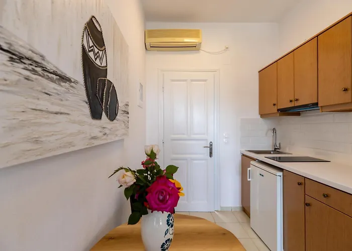 Eutuxia & Apartment Apollonia (Sifnos)